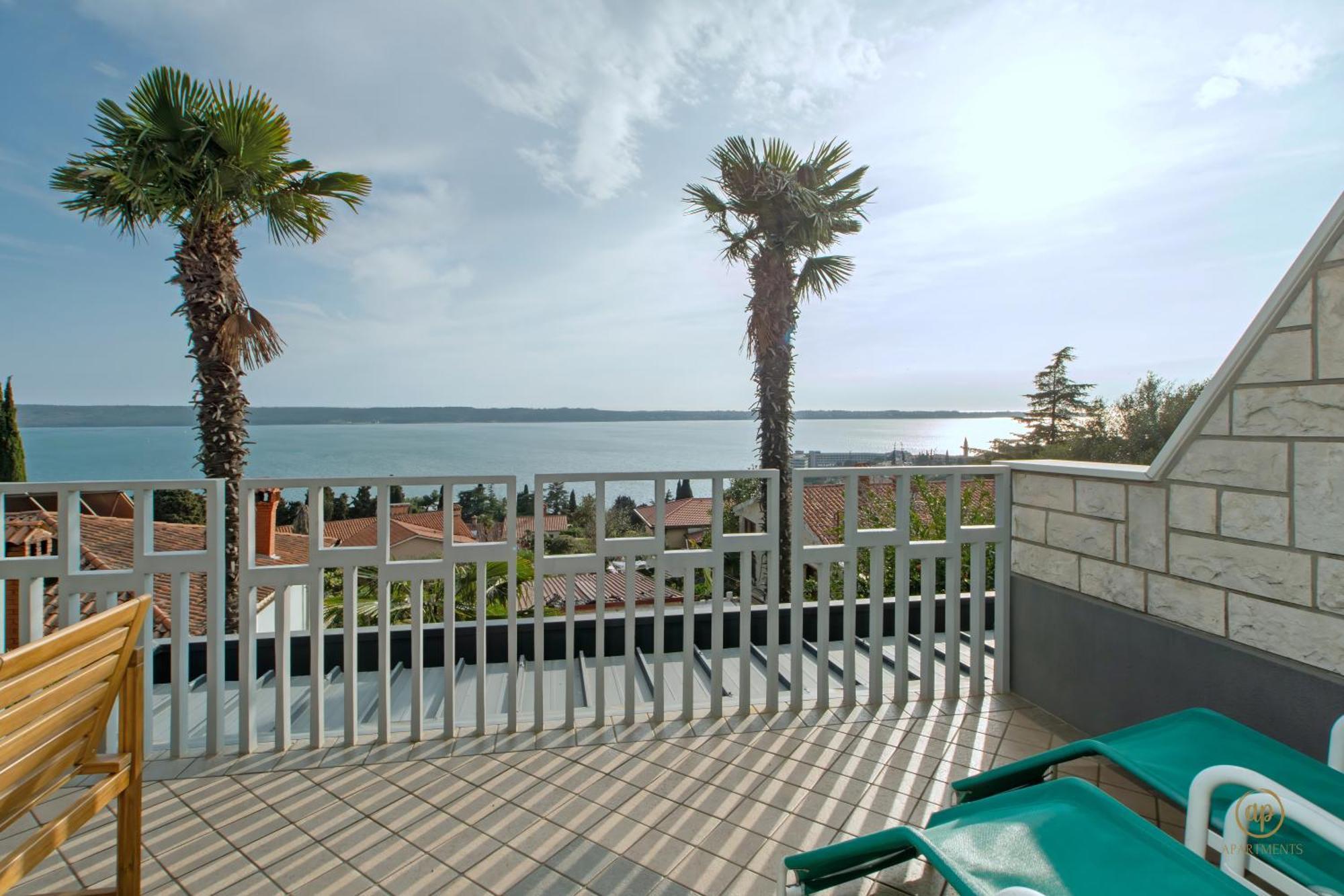 Aria Superior Apartment, Seaview & Wellness Portoroz Exterior photo
